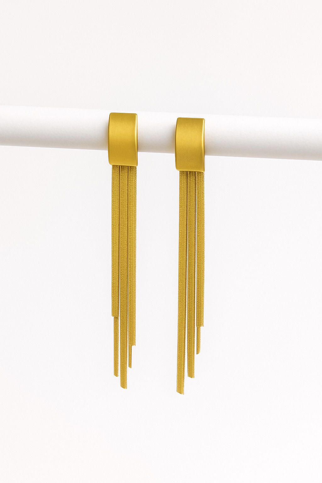 Lurap Diva Hangings