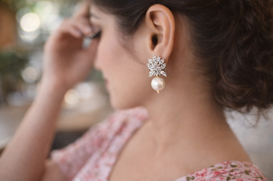 Lurap Pearl Flower Stud