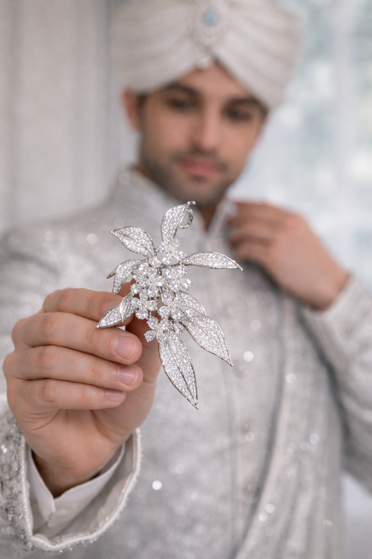 Lurap Midnight Blush Brooch