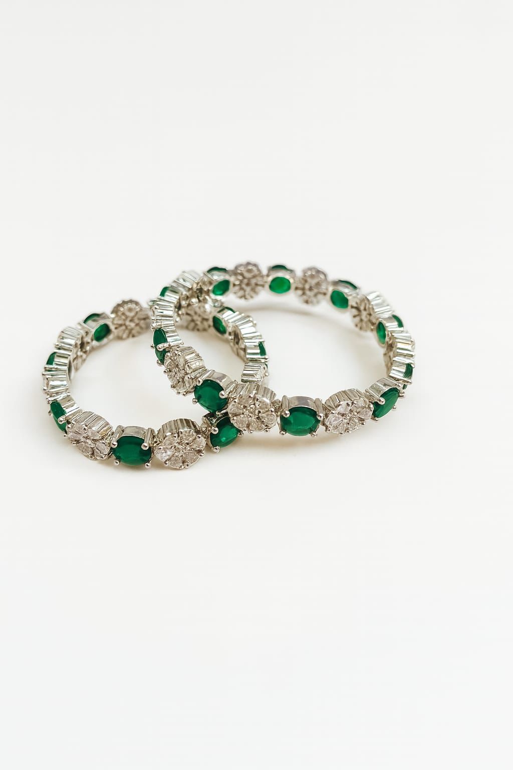 Lurap Emerald Bloom Bangle