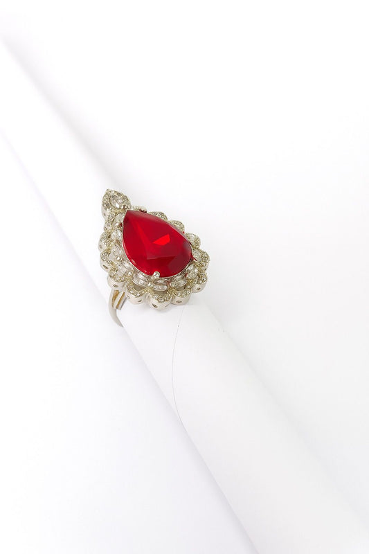 Lurap Queen Ruby Ring