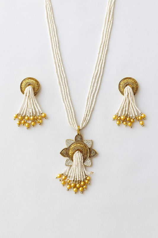 Lurap Flowing Water Pearls