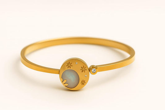 Lurap Moonstone Bracelet
