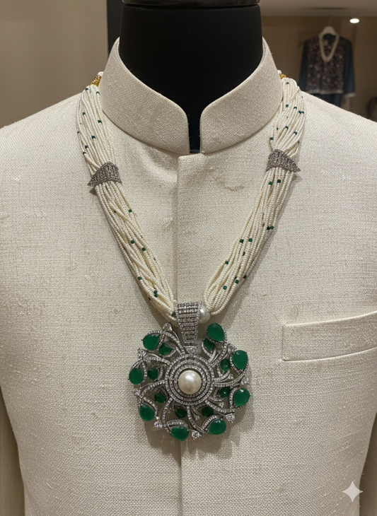 Lurap Pearl Emerald Necklace